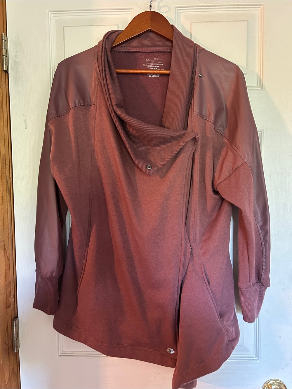 NWOT Tahari Dusty Rose Draped Pleather Soft Button Sweatshirt Jacket *never worn